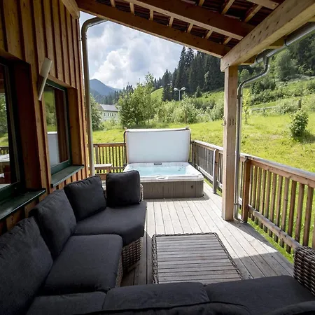 Beautiful Chalet In Sankt Georgen On Ski Slopes *